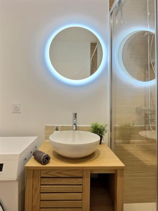 "Boheme Chic" De Miss K Apartment Macon Bagian luar foto