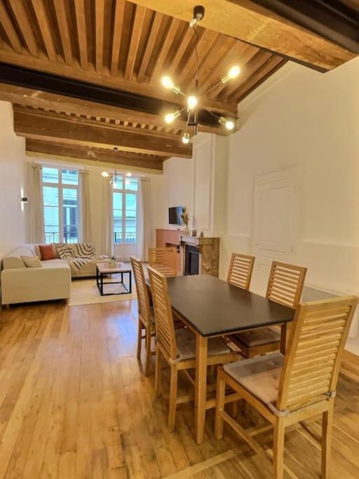 "Boheme Chic" De Miss K Apartment Macon Bagian luar foto